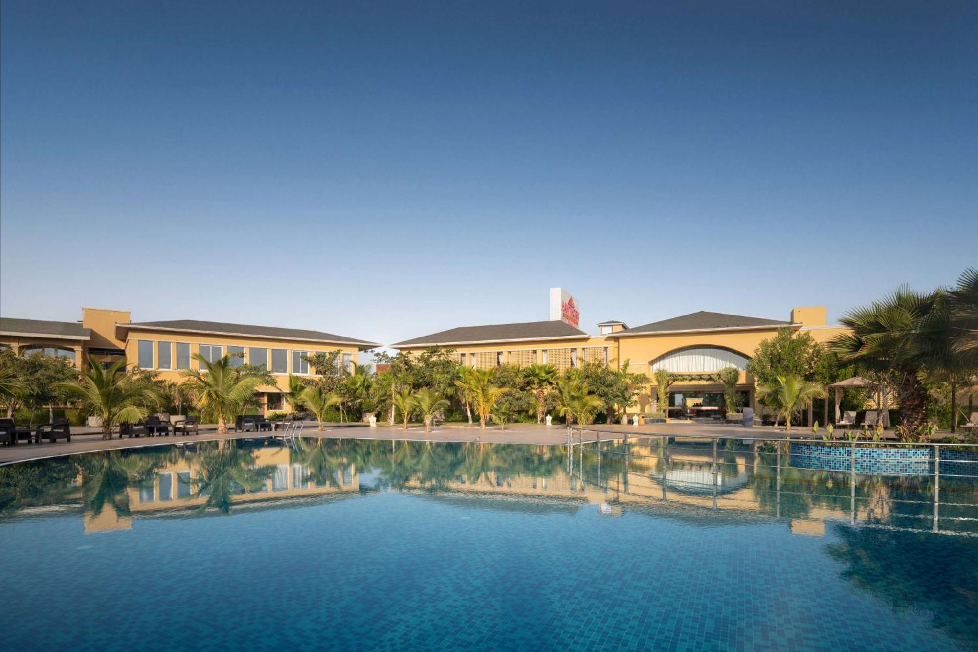 Hawthorn Suites By Wyndham Dwarka מראה חיצוני תמונה